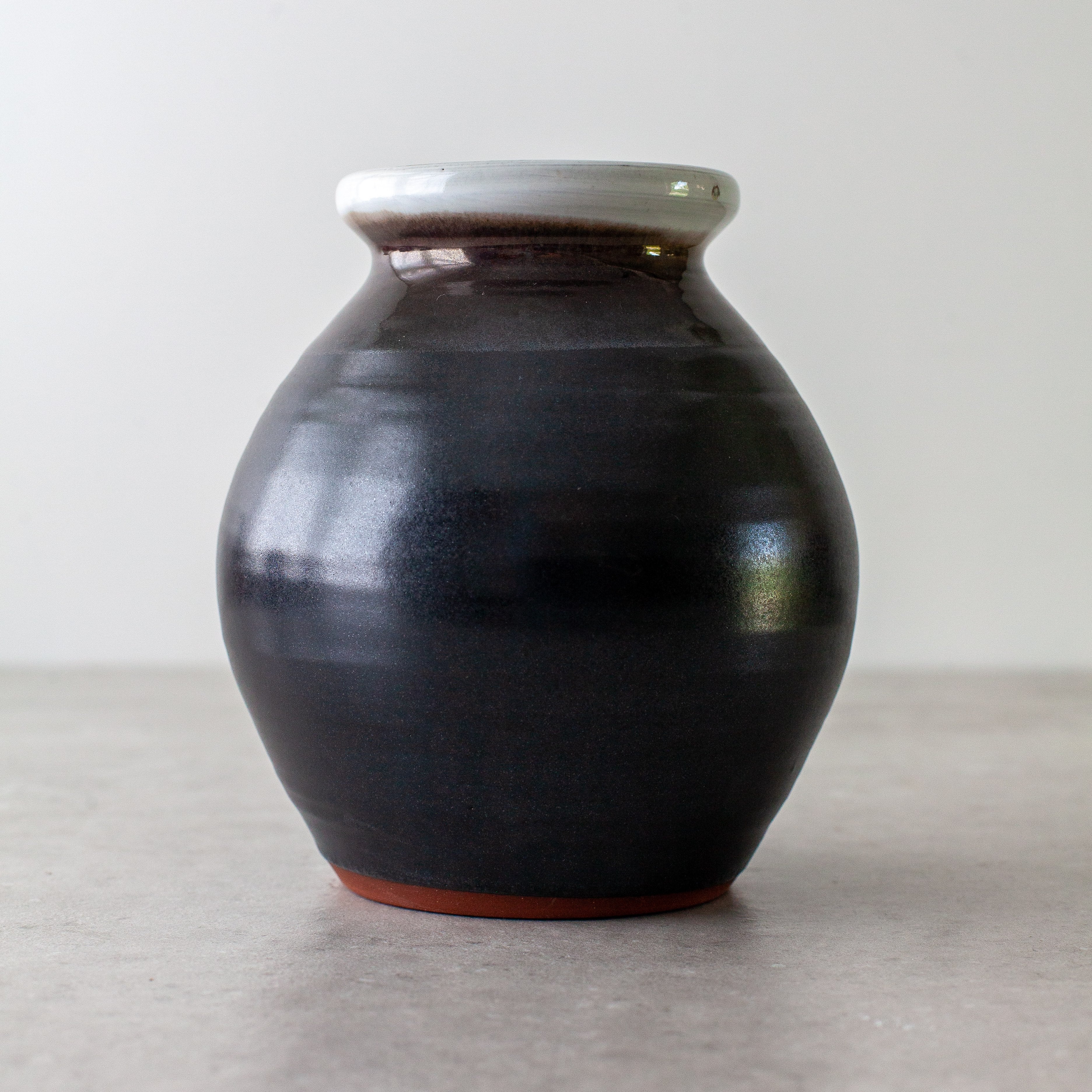 Shanagarry Small Barrel Vase